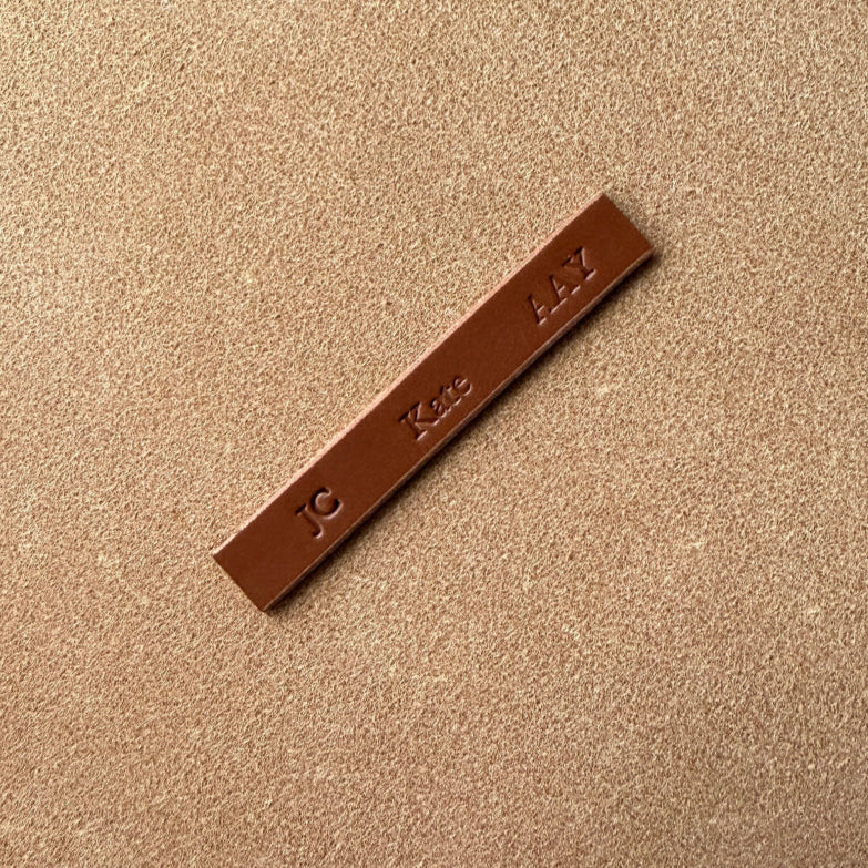 Name stamp service sample on leather goods from GLOODS