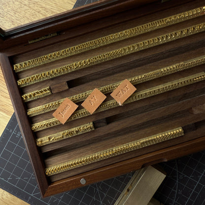 Name stamp service sample on leather goods from GLOODS